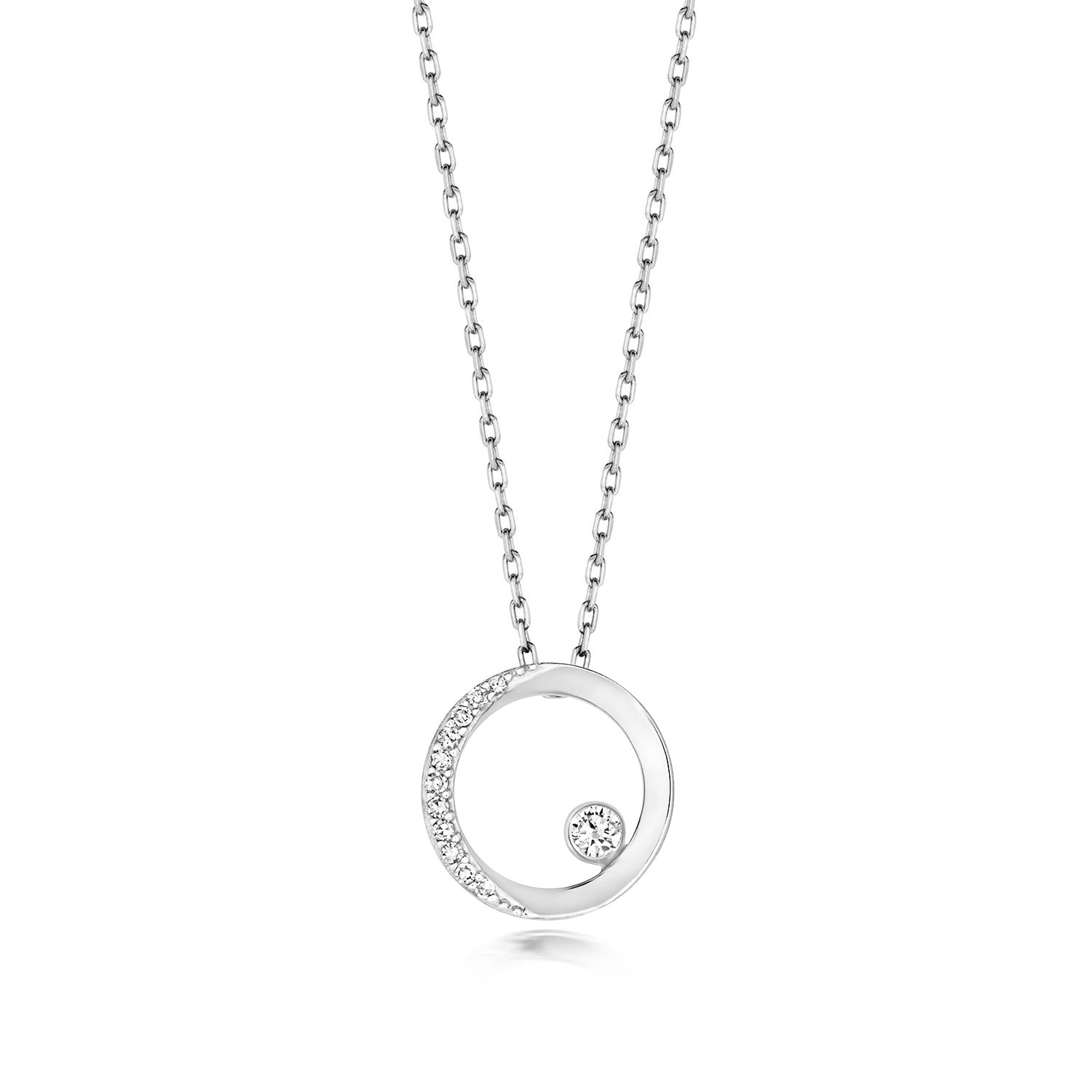 9ct Gold Circle Necklace with 0.06ct Diamond